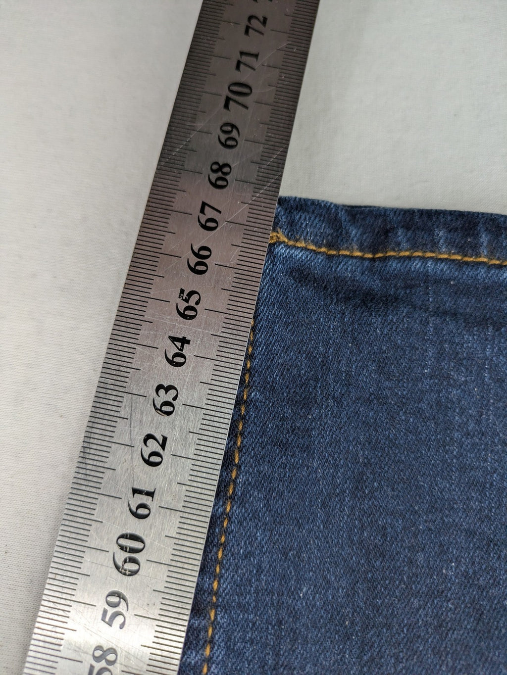 Skate Nation blue straight jeans 5-pocket design with adjustable waistband and dark wash.