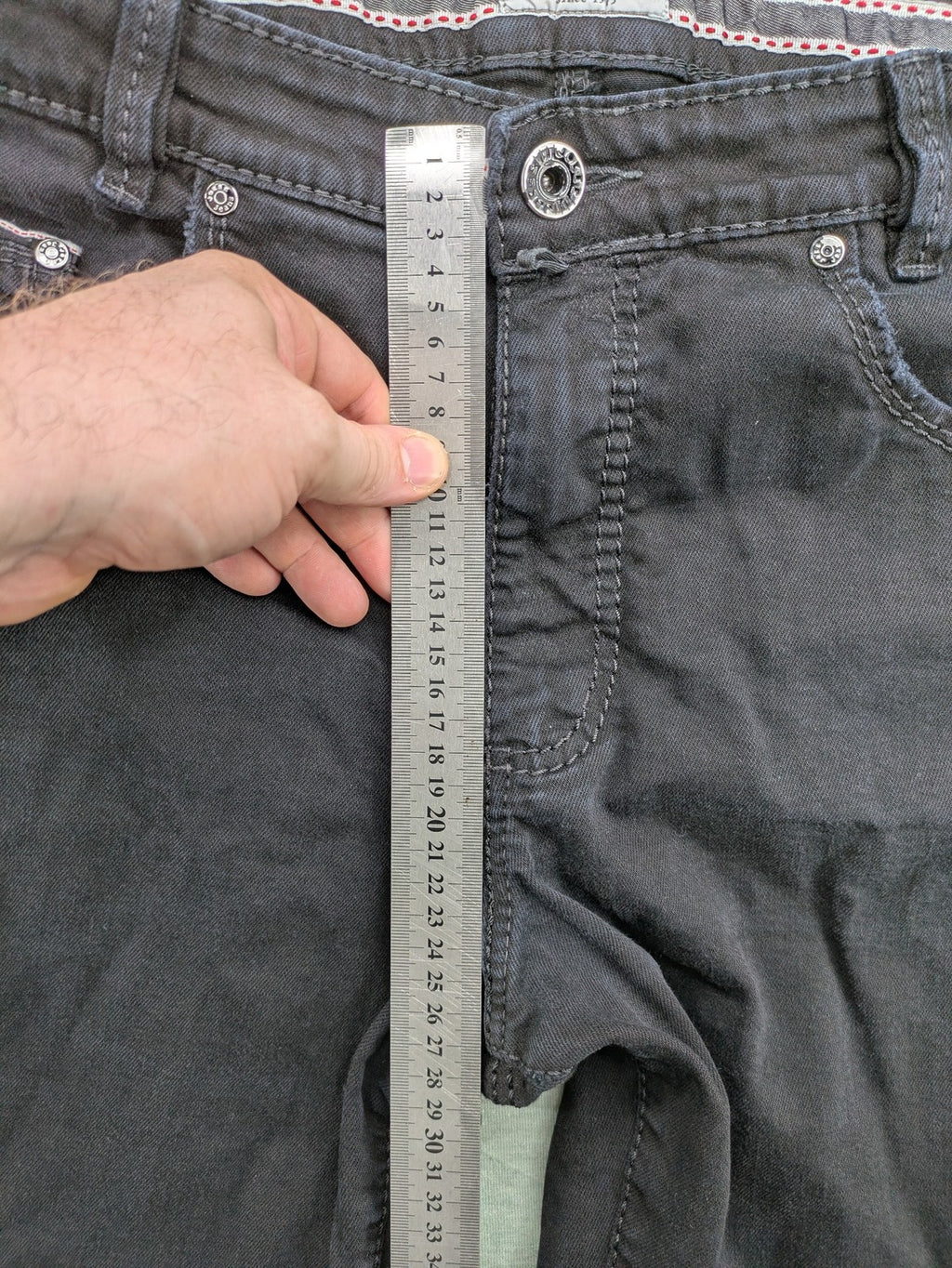 Joker grey straight jeans with double saddle stitch detail and classic 5-pocket design.