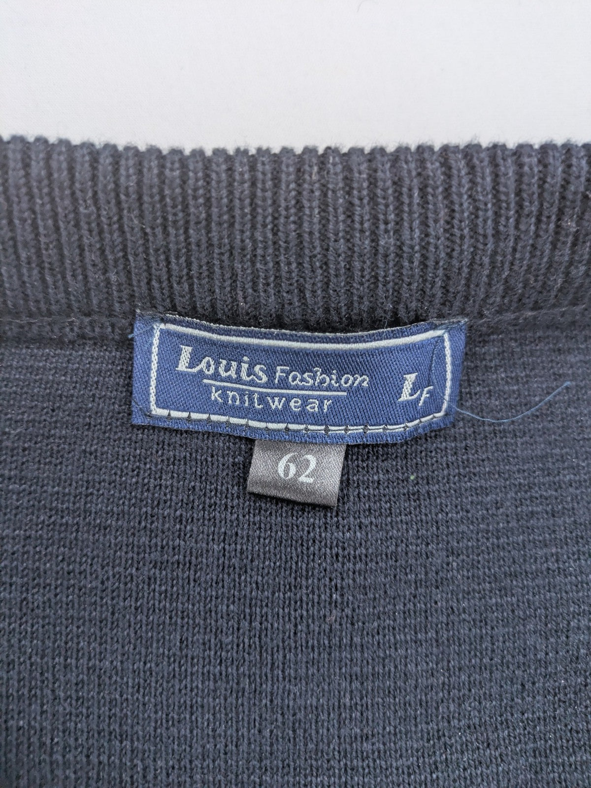 Louis Fashion grey turtle neck jumper with V-neck and ribbed cuffs.