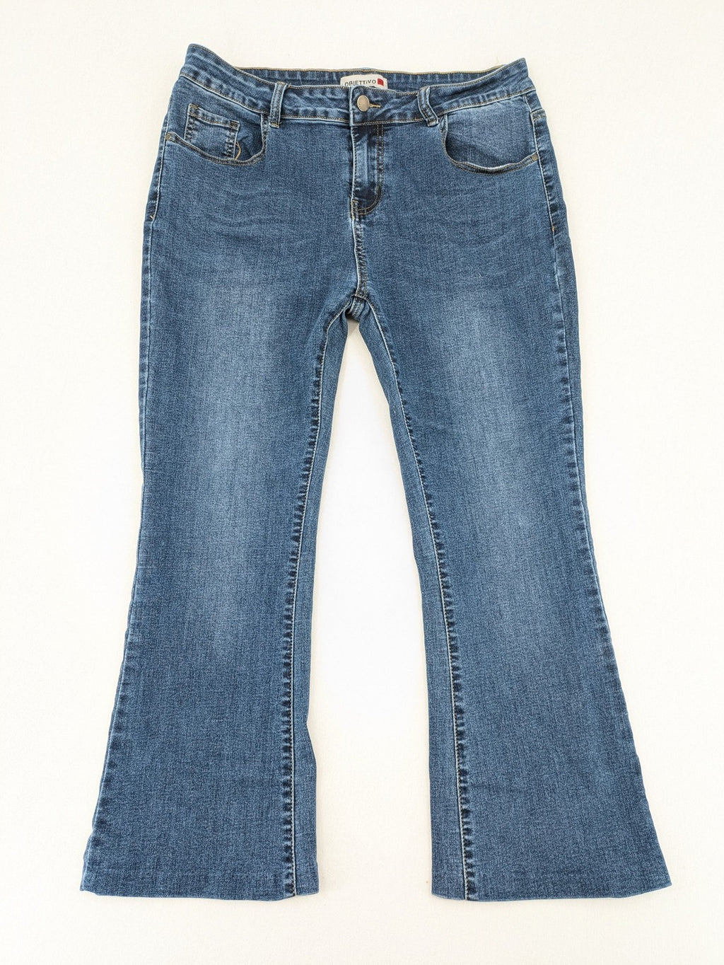 Obiettivo blue bootcut jeans 5-pocket design, comfortable stretch denim, classic medium wash.