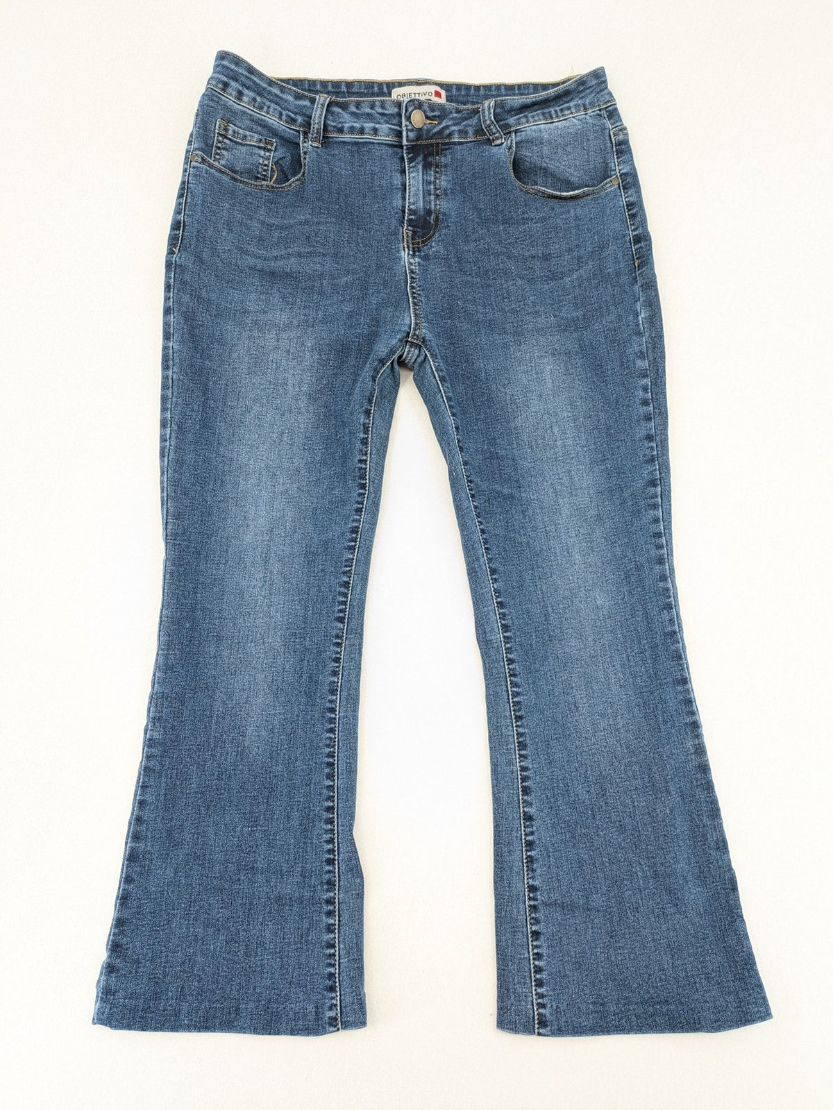 Obiettivo blue bootcut jeans 5-pocket design, comfortable stretch denim, classic medium wash.