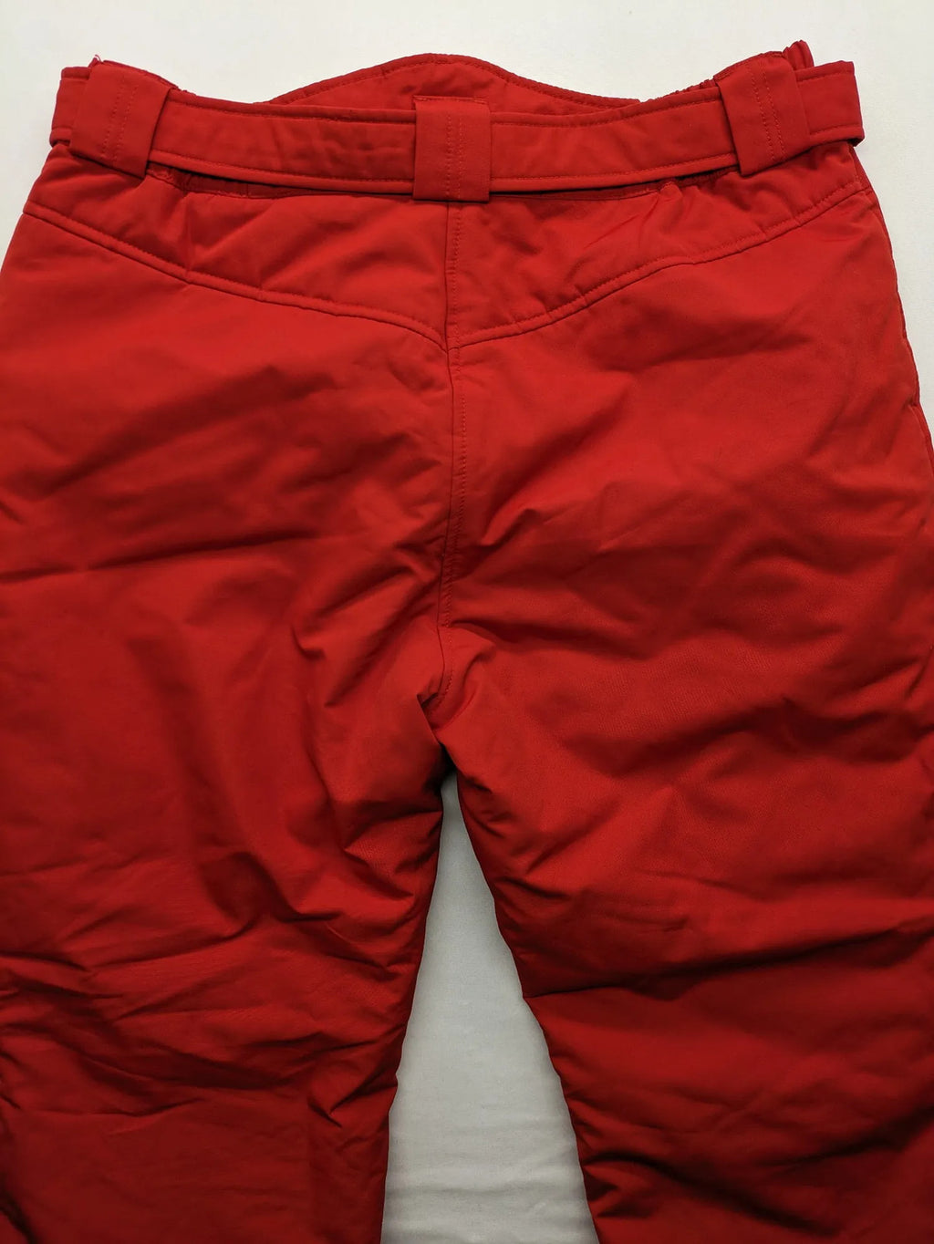 Rodeo red ski pants padded design adjustable belt multiple zip pockets