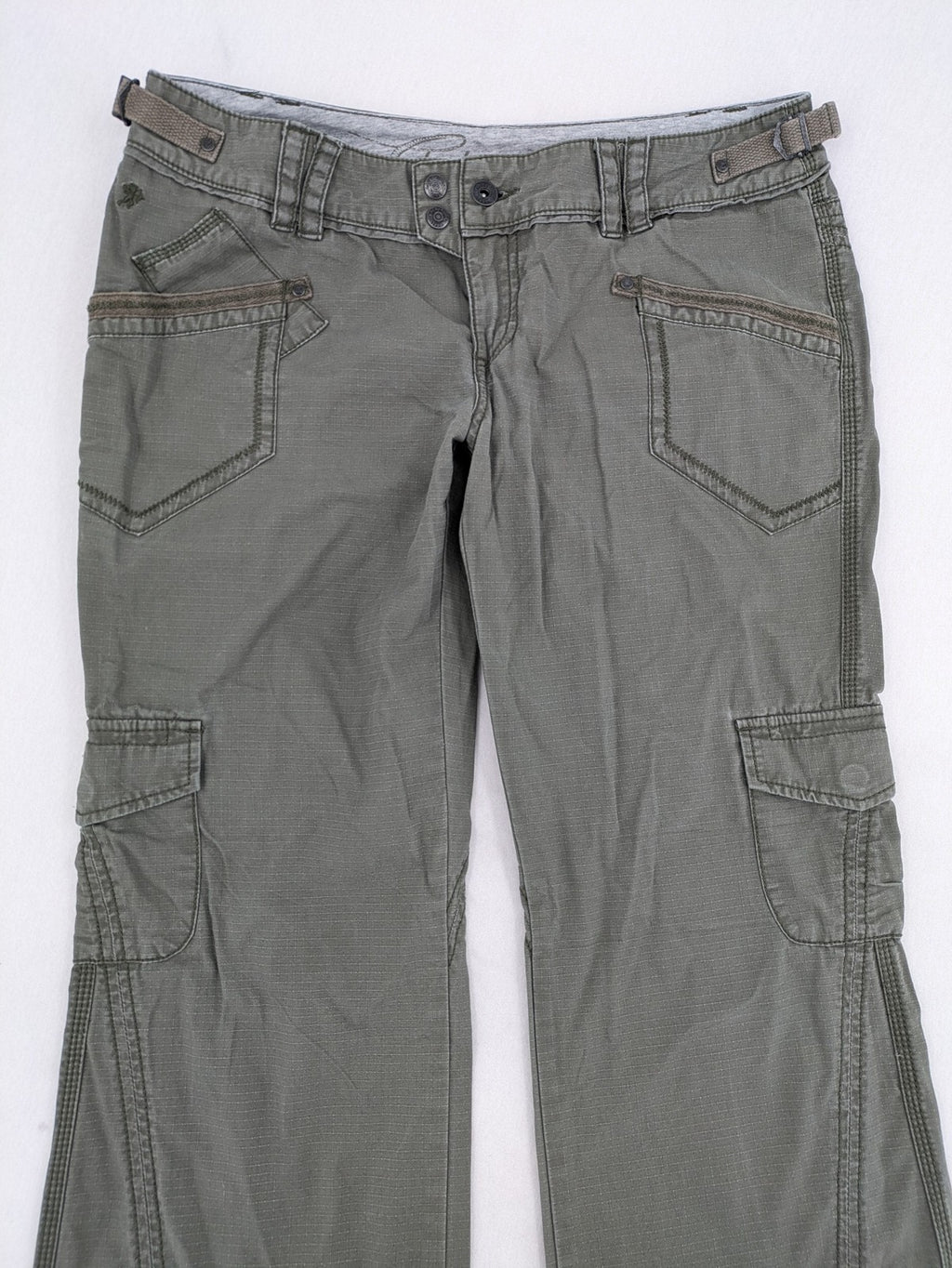 edc by Esprit khaki cargo pants ripstop fabric with multiple pockets and button fly