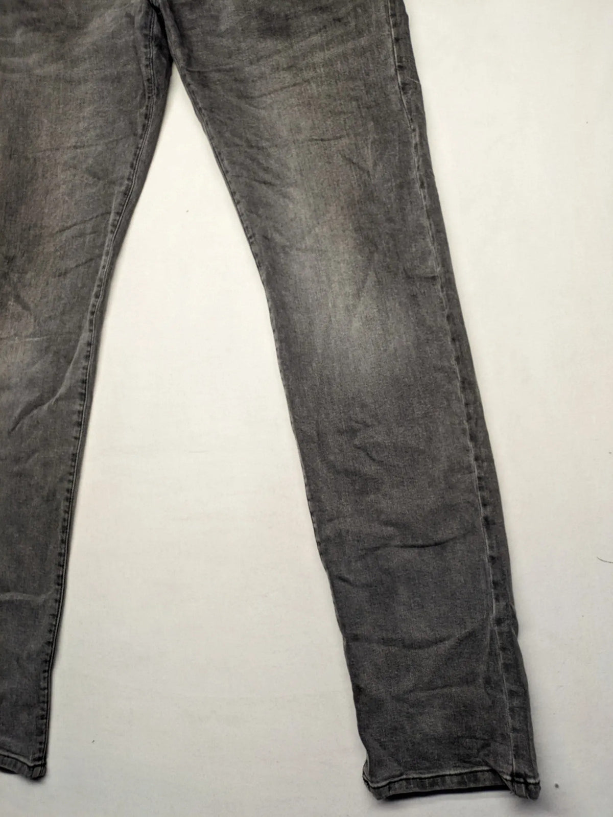 Engbers grey straight jeans stone washed with classic 5-pocket design and used look.