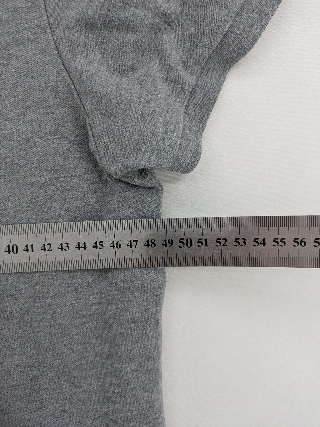American Eagle grey polo shirt slim fit short sleeves embroidered eagle logo