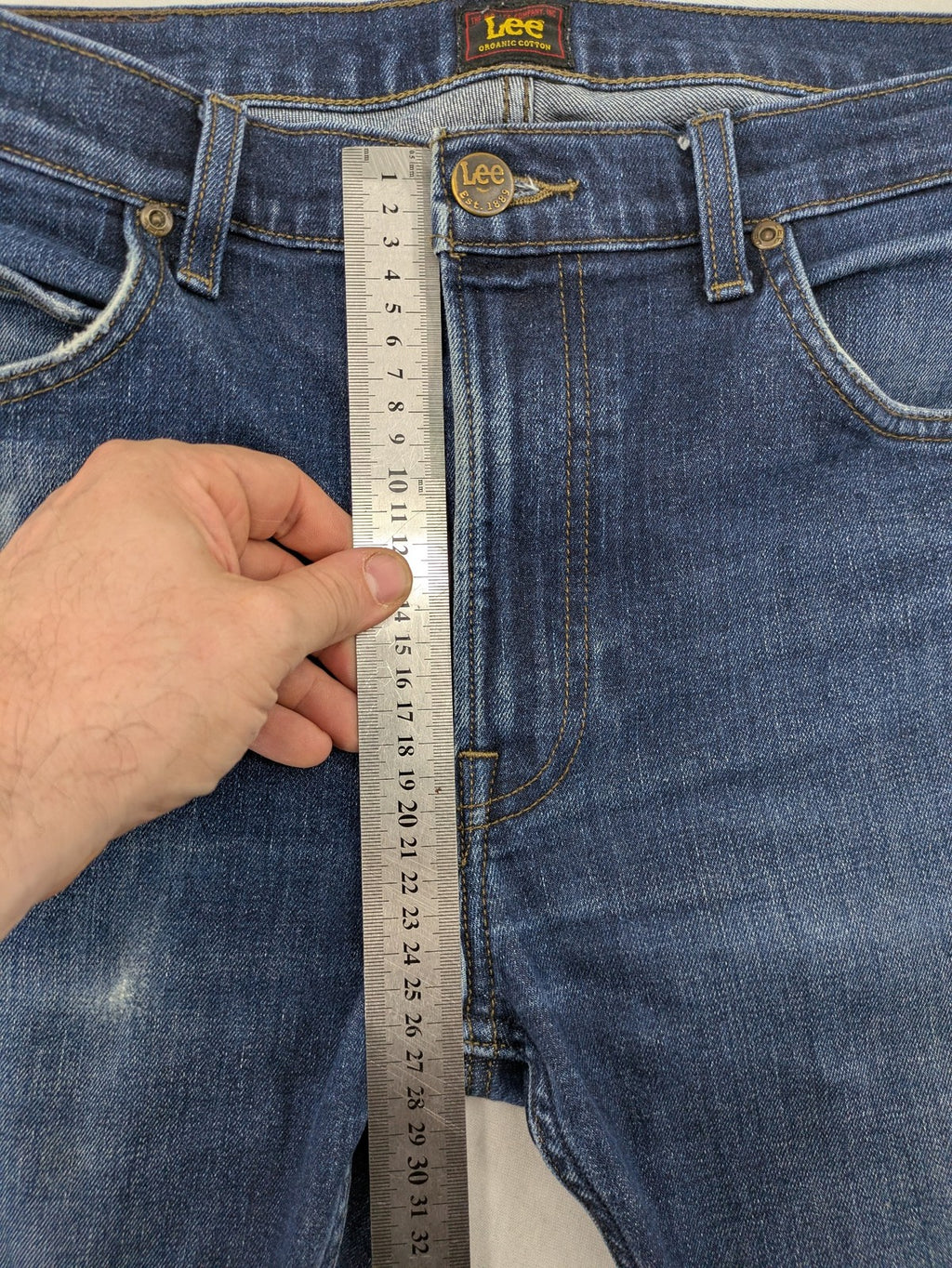 Lee straight jeans blue stretch denim classic 5-pocket design with natural fading