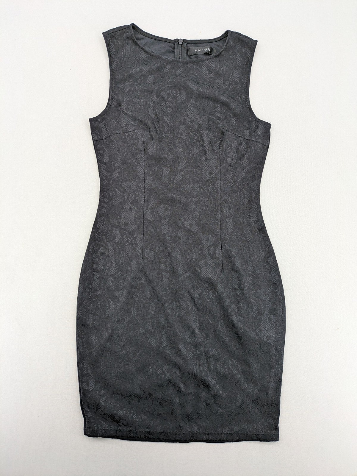 Amisu grey bodycon dress with jacquard pattern and sleeveless design.