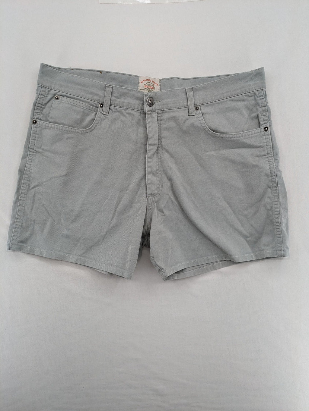 RIO PECOS grey shorts cotton-lycra blend with button closure and practical pockets