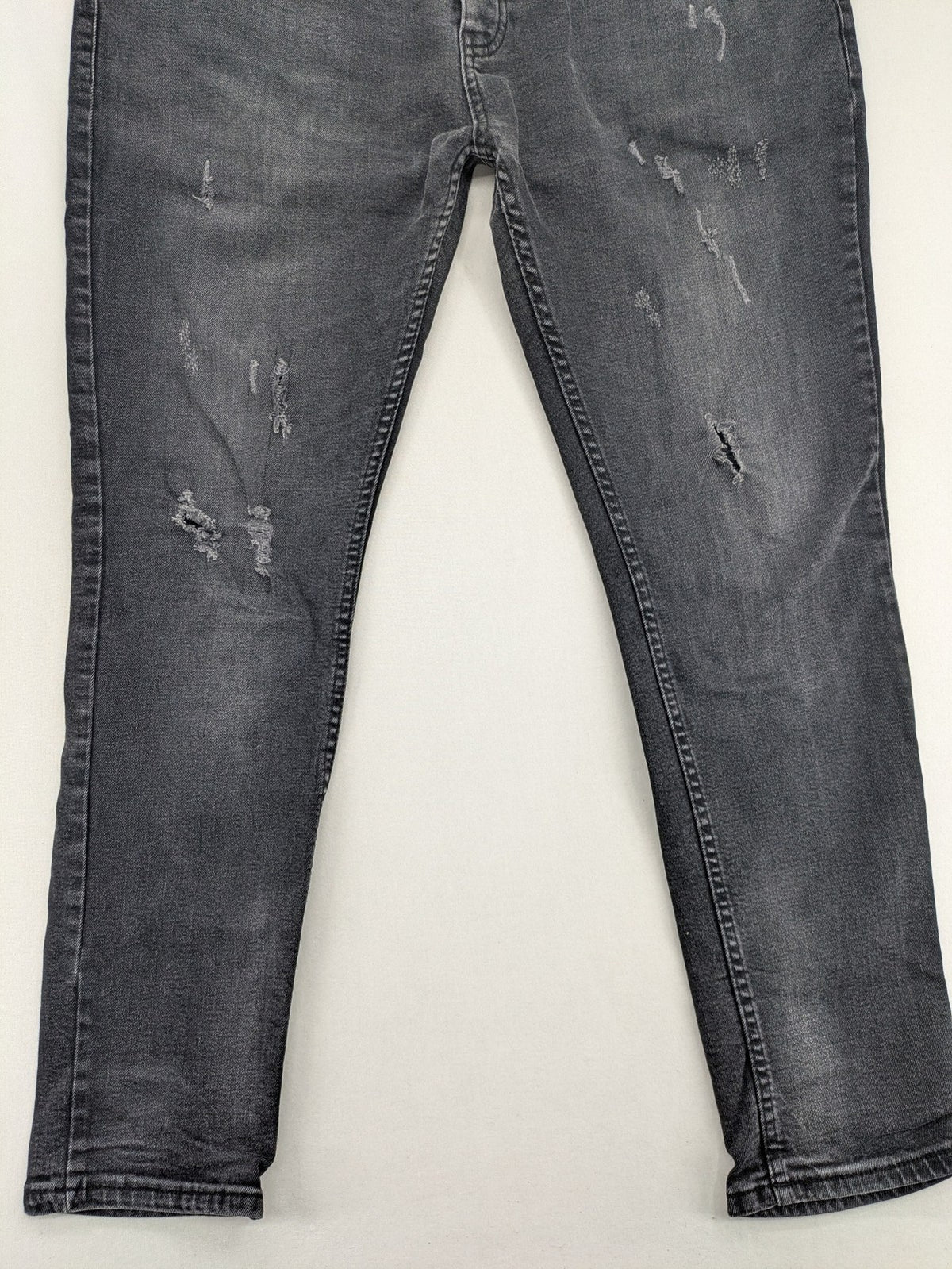 Dsquared2 grey slim jeans distressed finish button fly five-pocket design