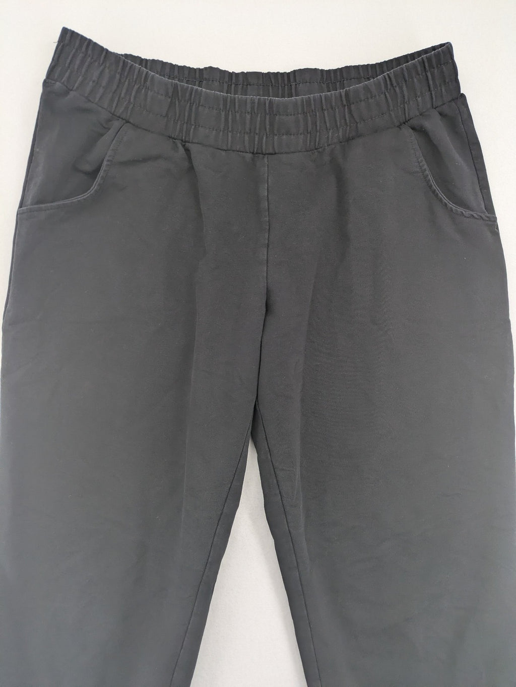 BWEST grey pants with elastic waistband and side pockets for comfort and functionality.