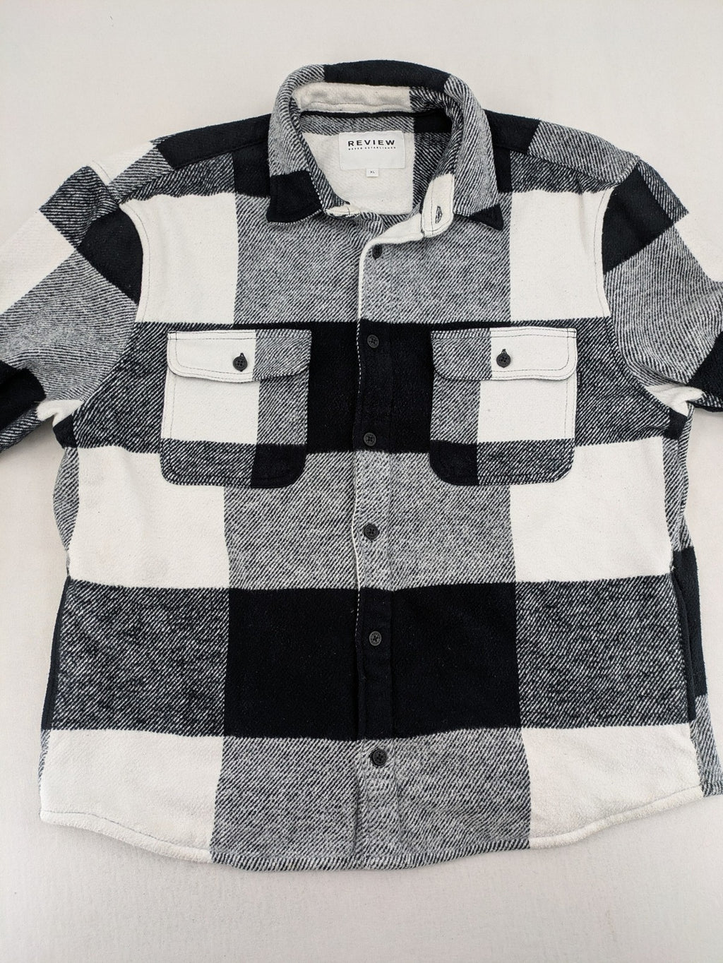 Review flannel jacket black white checkered pattern cotton material with chest pockets