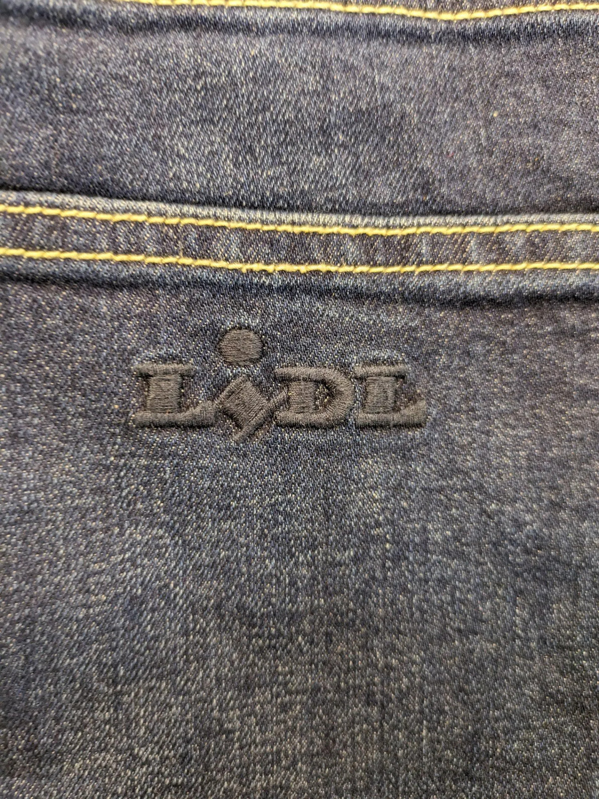Lidl blue straight jeans classic 5-pocket design, made from organic cotton with stretch.
