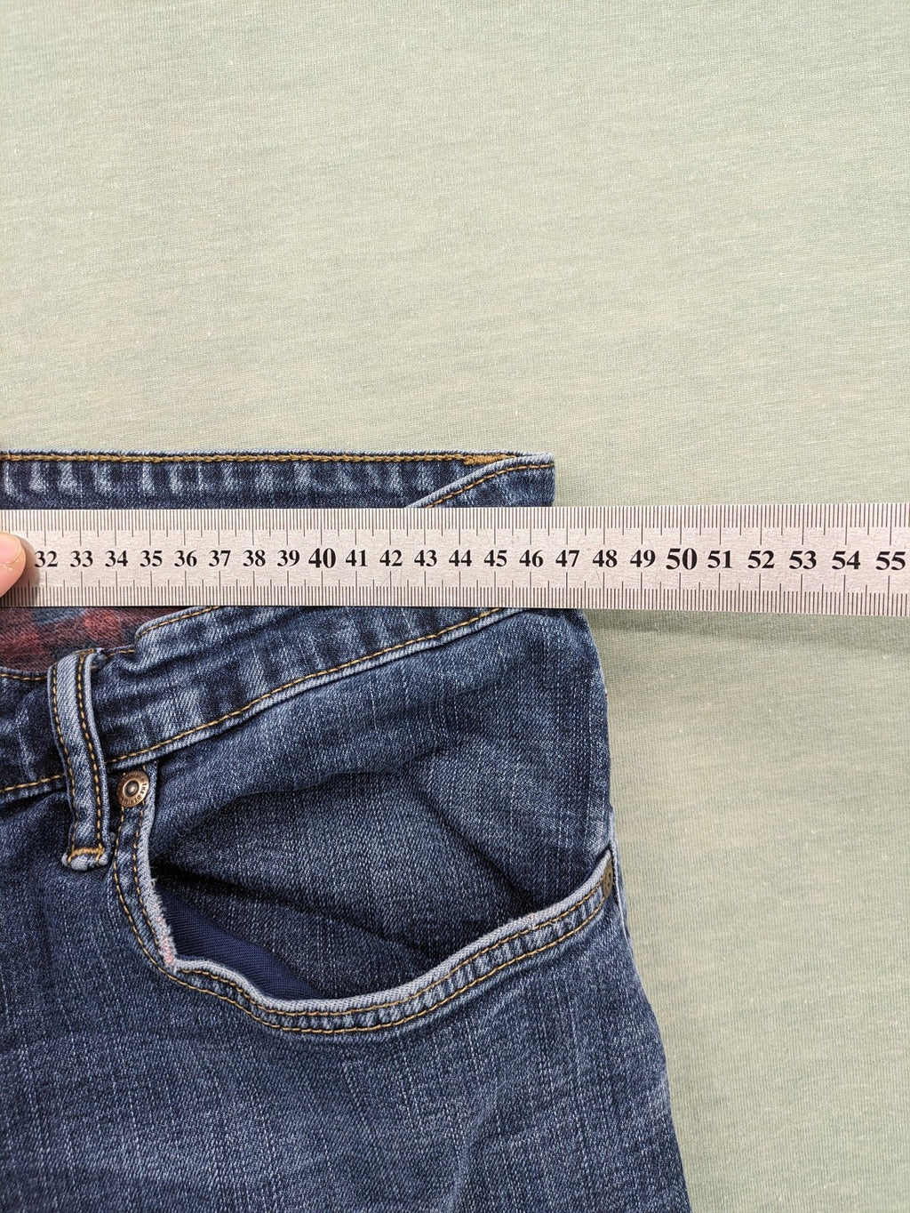 C&A blue straight jeans with thermo lining and classic denim look, W38 L30.