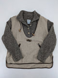 Perry Country beige Trachtenpullover 100% Schurwolle mit Edelweiß-Stickerei und Knebelverschlüssen.