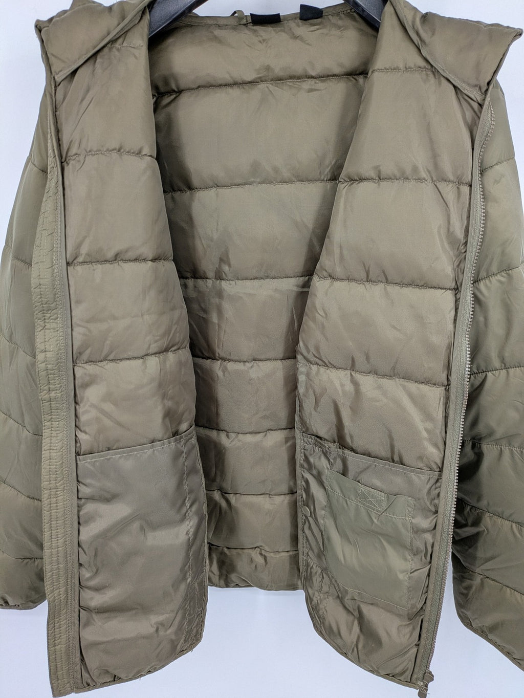 up2 fashion khaki puffer jacket with fixed hood, lightweight quilted design, full zipper