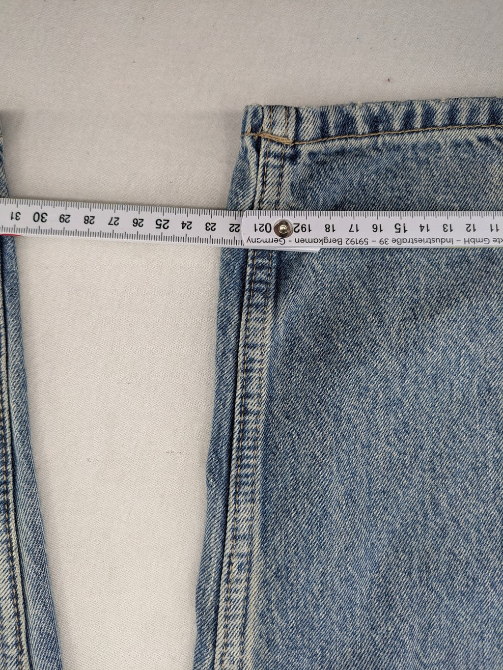 Bershka blue wide leg jeans high waist baggy style with light wash and cotton material.