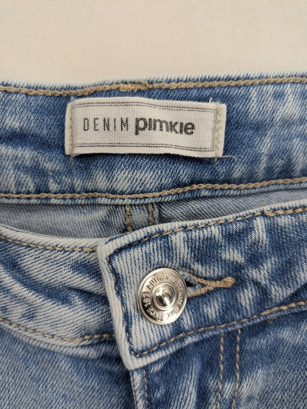Pimkie blue flared jeans classic 5-pocket design comfortable stretch denim