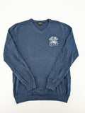 Queen blue knit jumper with embroidered crest logo, V-neck, 100% cotton.