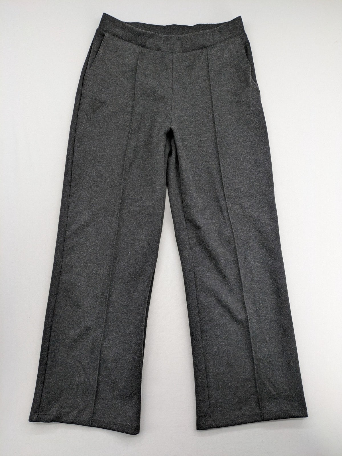 Zara grey wide-leg pants with front decorative seams and soft fabric blend.