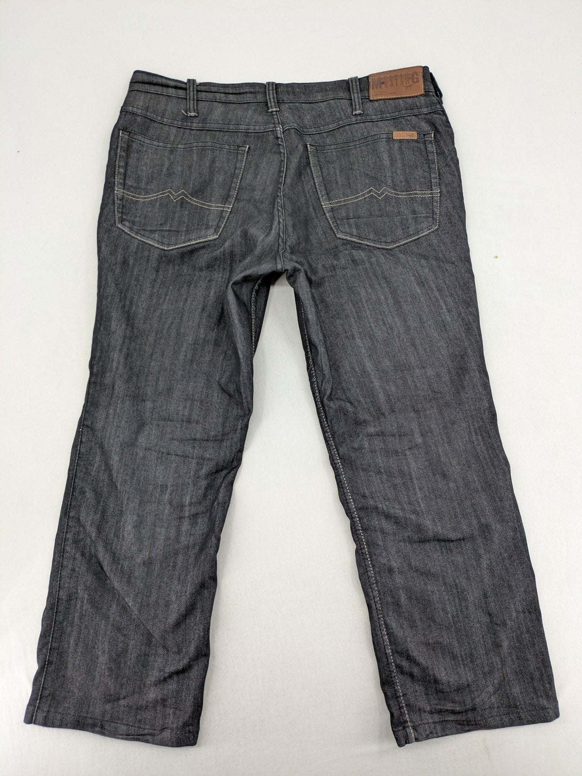 Mustang straight jeans grey anthracite regular fit durable cotton blend fabric.