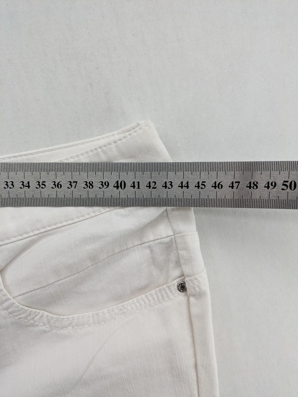 Mac Jeans white straight jeans cotton stretch with logo and modern fit.