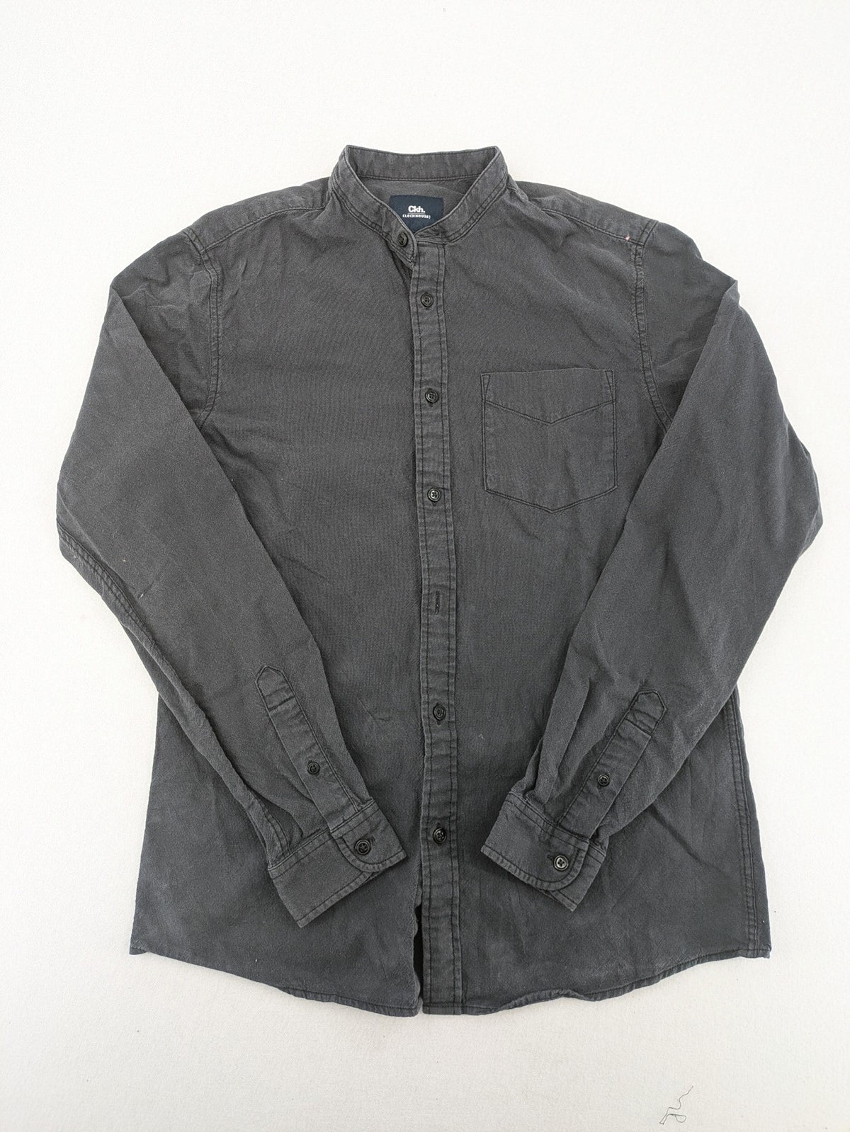 Clockhouse grey long-sleeve shirt with stand-up collar and chest pocket, 100% cotton.