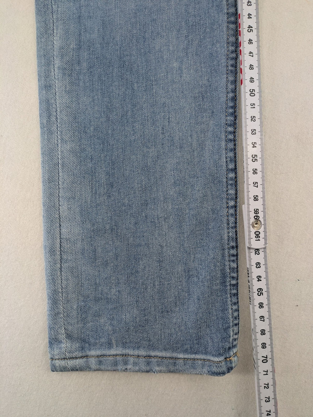 H&M blue skinny fit jeans, classic 5-pocket design, super stretch material.
