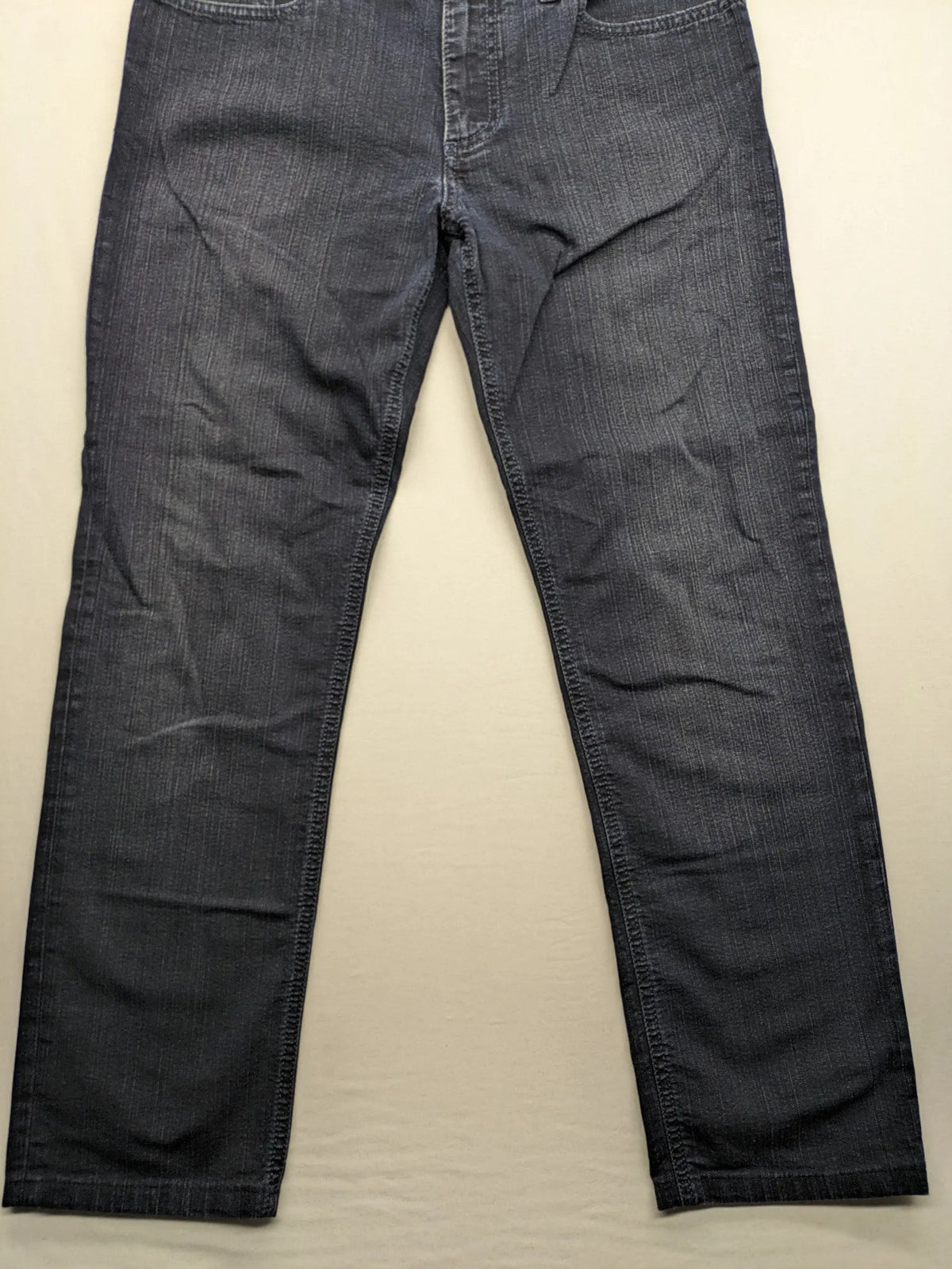 ALBERTO straight jeans dark blue five-pocket style with zipper, made from stretch denim.