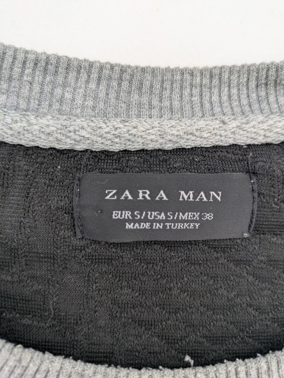 Zara Man grey turtle neck jumper textured cable knit pattern classic fit