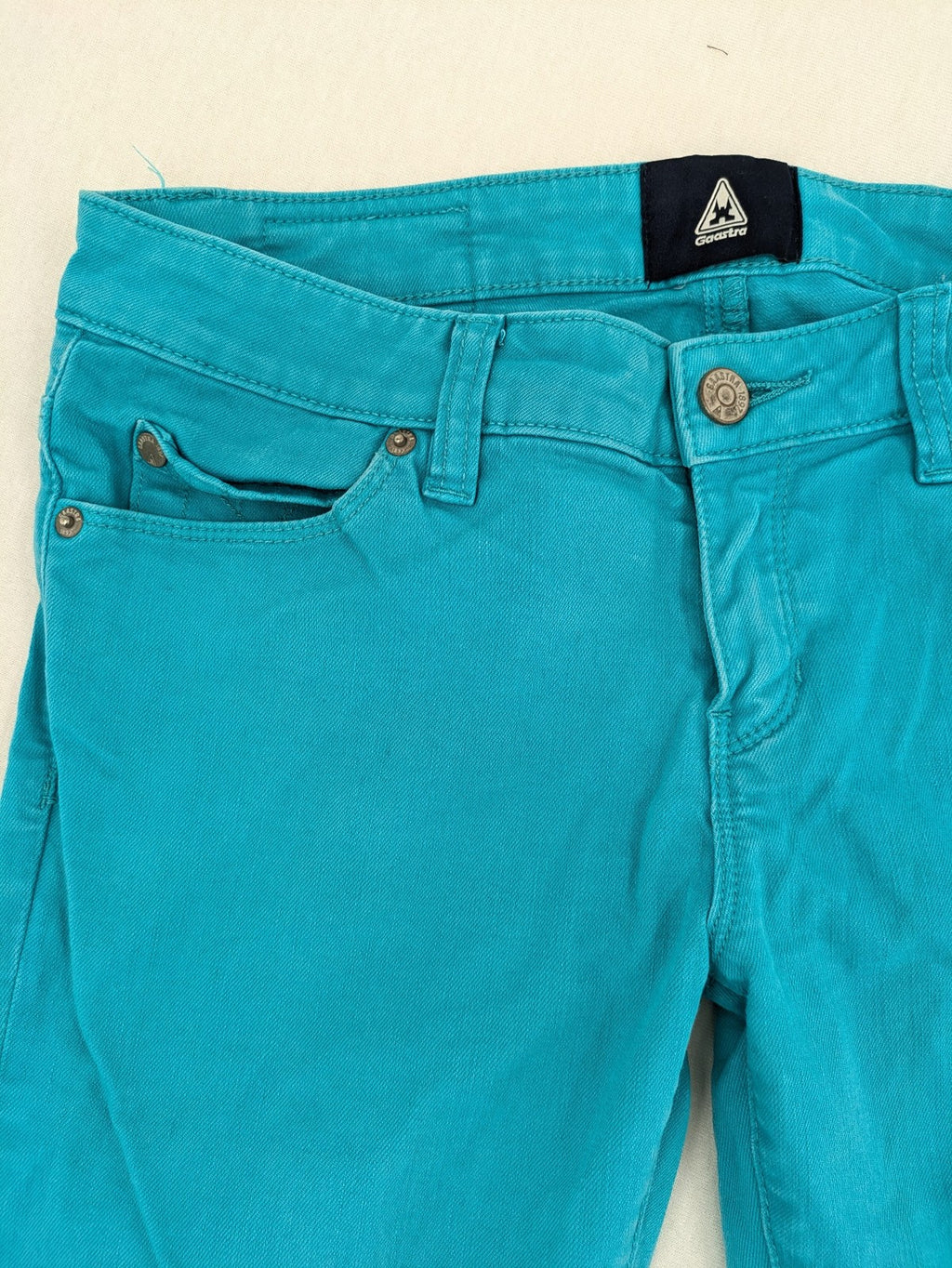 Gaastra blue-green skinny fit cord jeans with classic 5-pocket design.