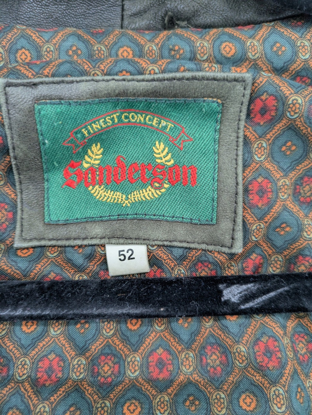 Sonderson grey leather jacket size 52, robust design with patterned lining and YKK zipper.