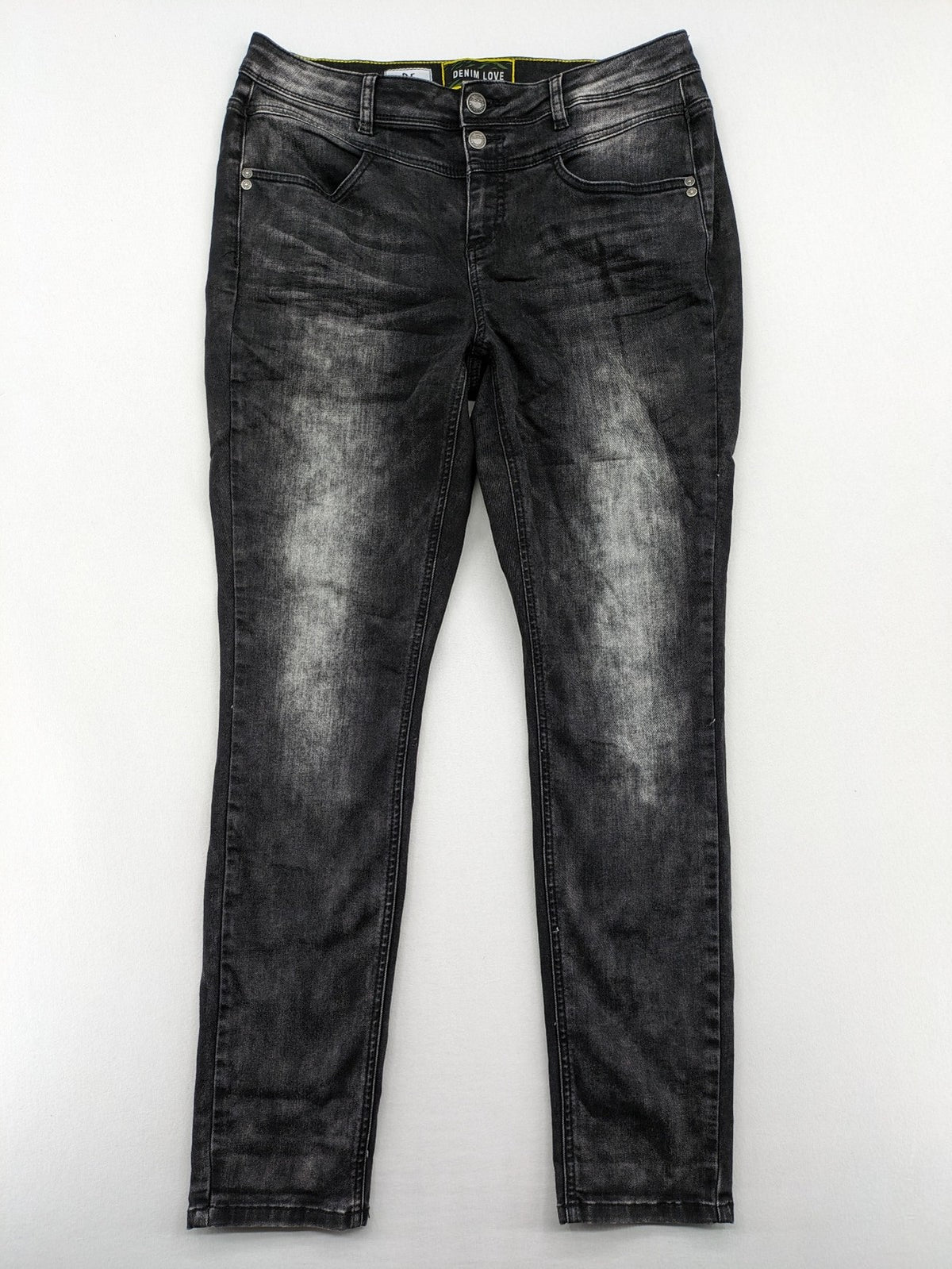 Street One black straight jeans faded wash 5-pocket style with stretch denim.