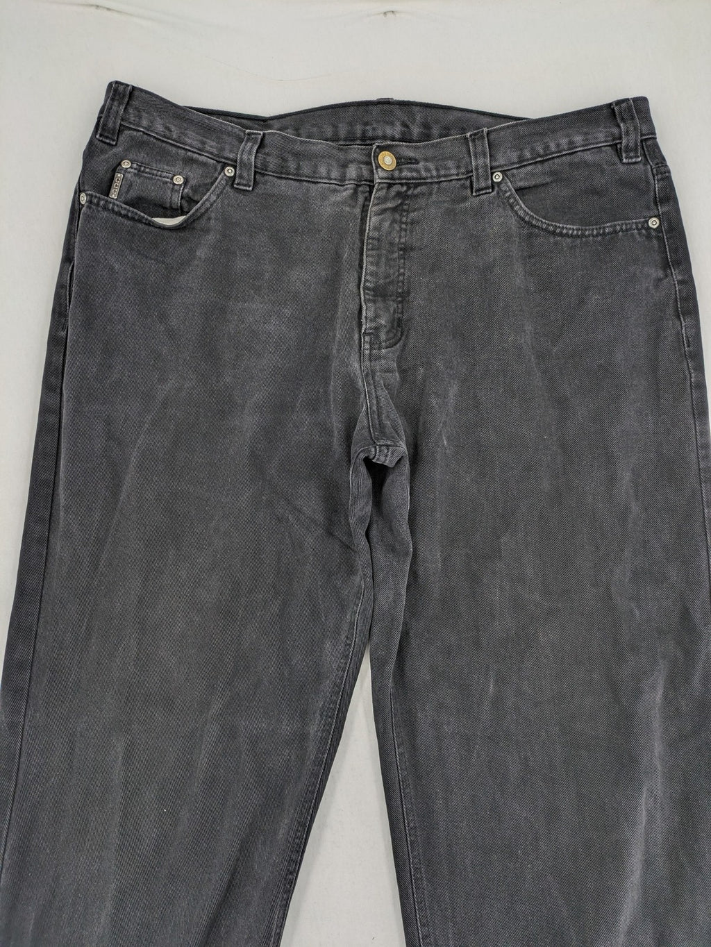 DeLorean grey straight jeans classic 5-pocket design with worn look and cotton material.