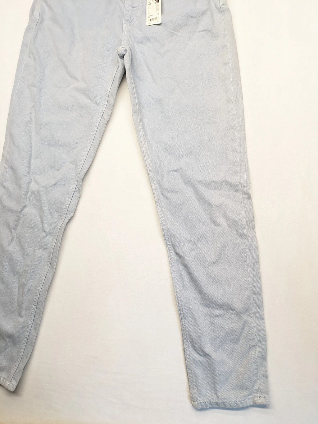 Esprit blue mom fit jeans high waist with classic 5-pocket design and logo.