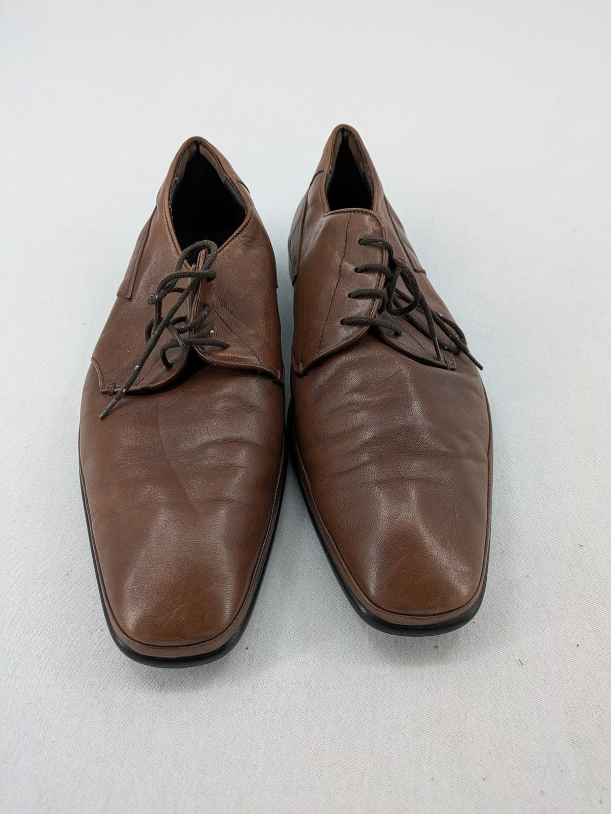BOSS Hugo Boss brown deck shoes genuine leather classic design made in Italy.