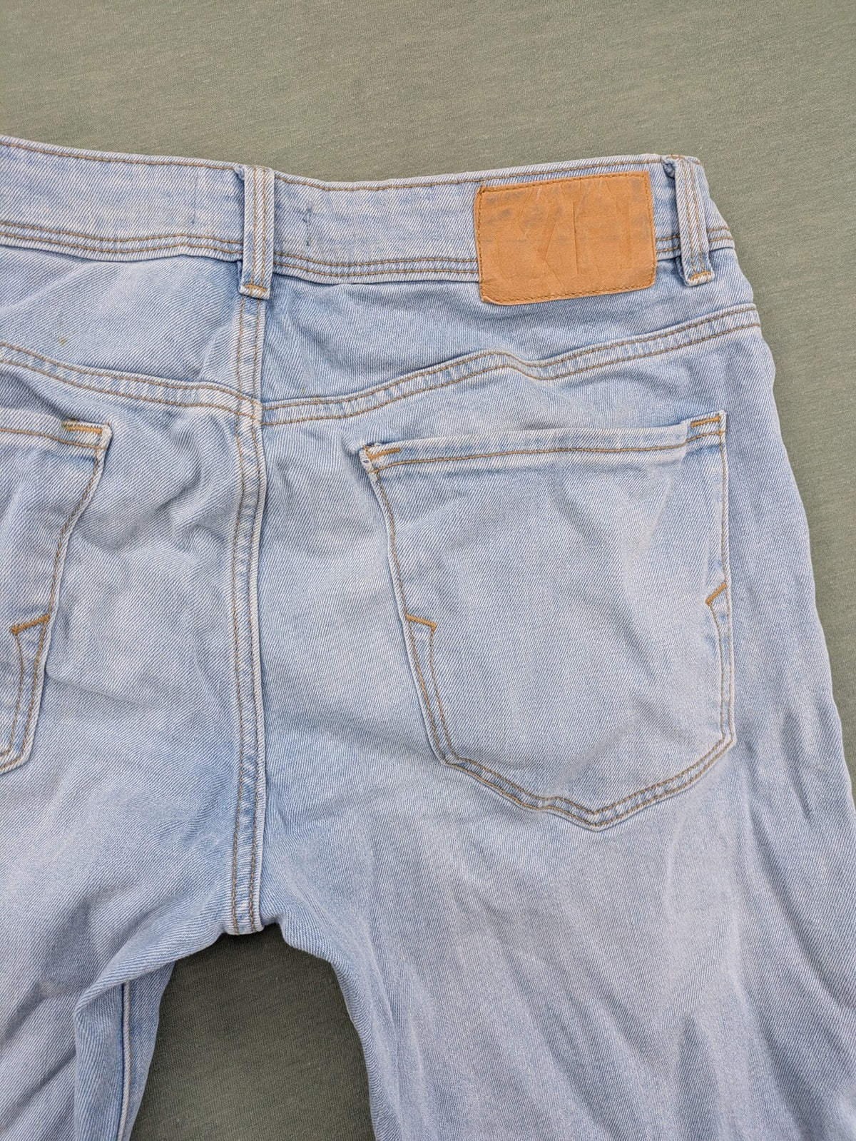 Selected Homme blue straight jeans classic five-pocket design made from 100% organic cotton