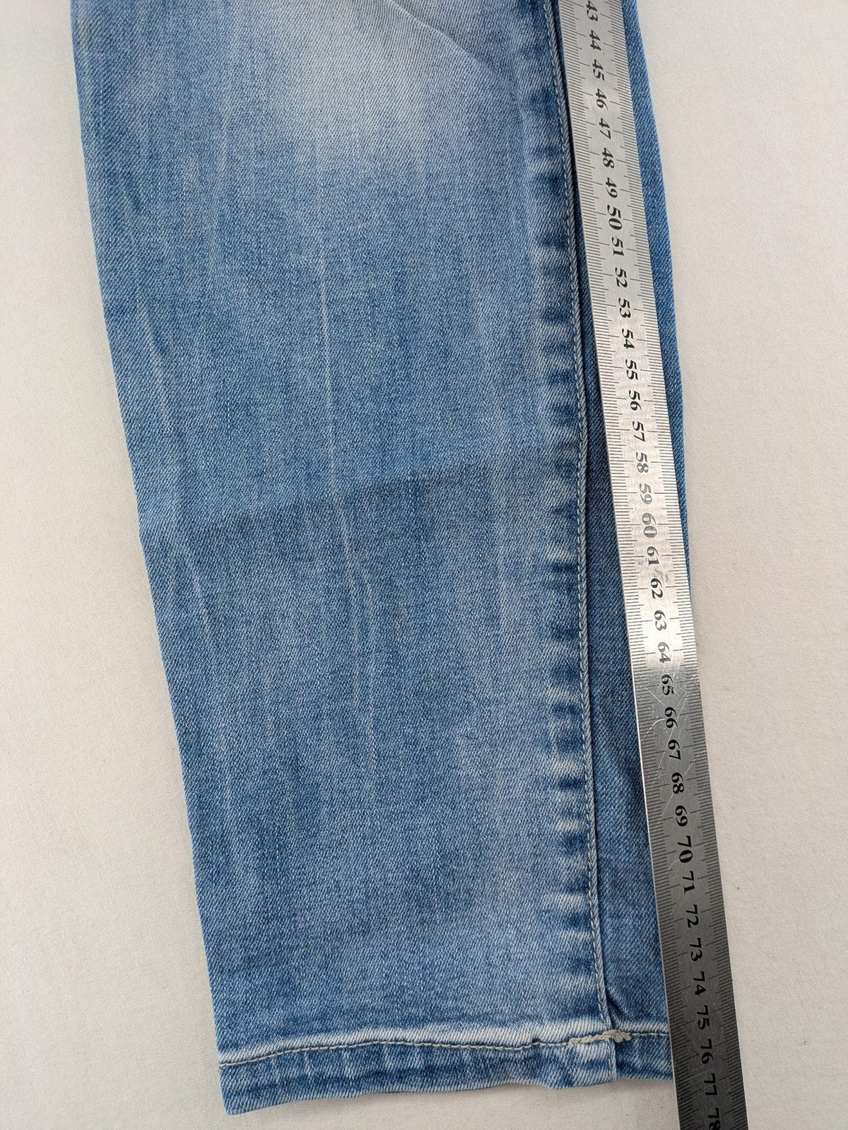 ONLY skinny jeans superlow coral orange pink distressed denim with modern used-look details.