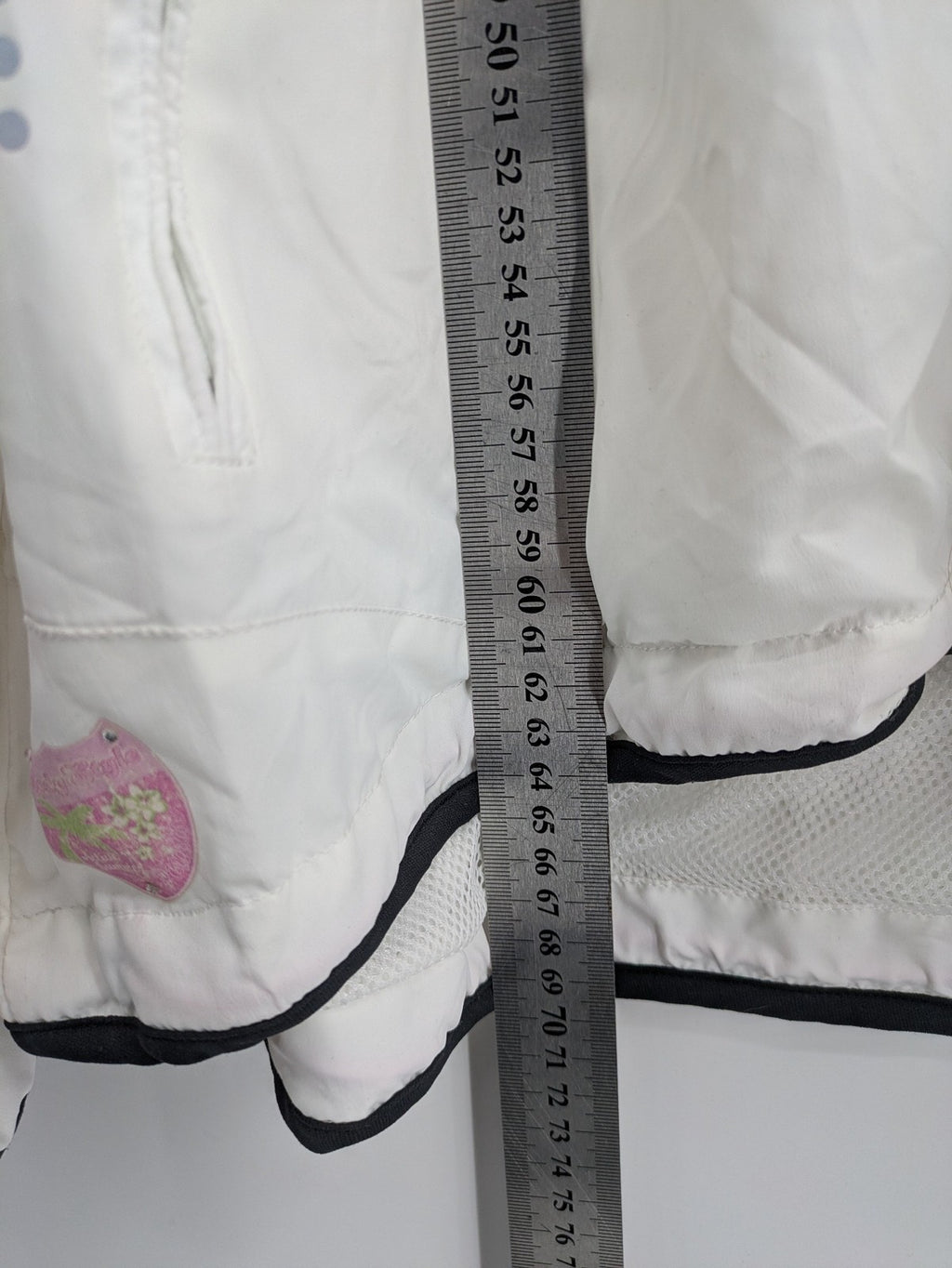 tcm pink 2-in-1 vest lightweight polyester with removable sleeves and sporty design