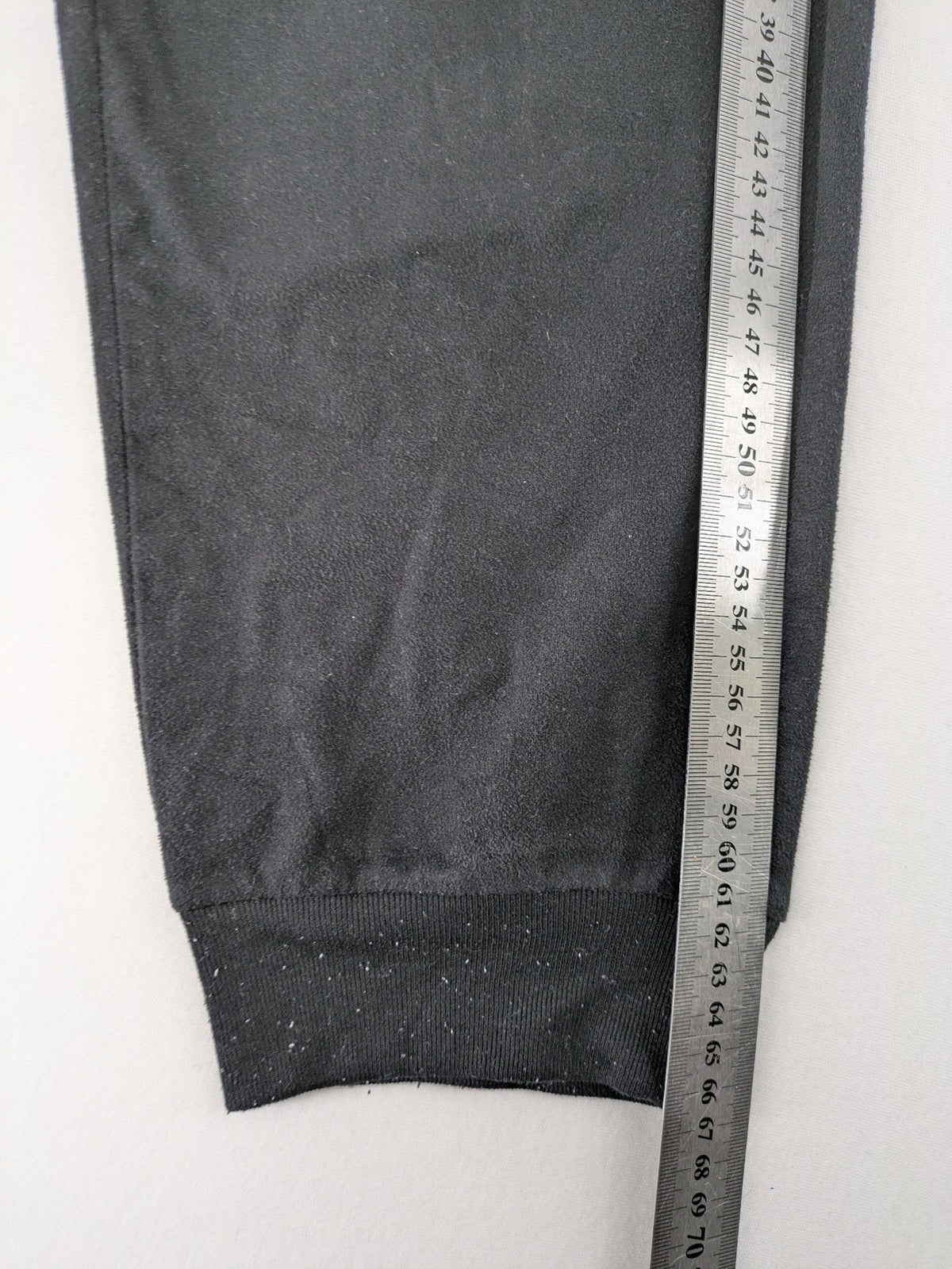 Jack & Jones black sweatpants with elastic waistband and slim fit design.