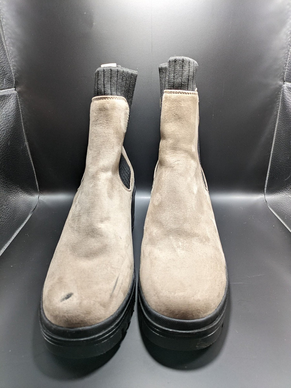 s.Oliver beige Chelsea boots suede with block heel and elastic side panels