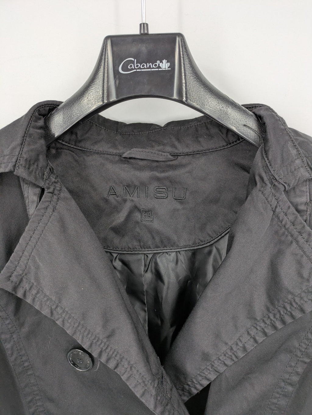 Amisu grey trench coat double-breasted design with elegant collar and belted waist.