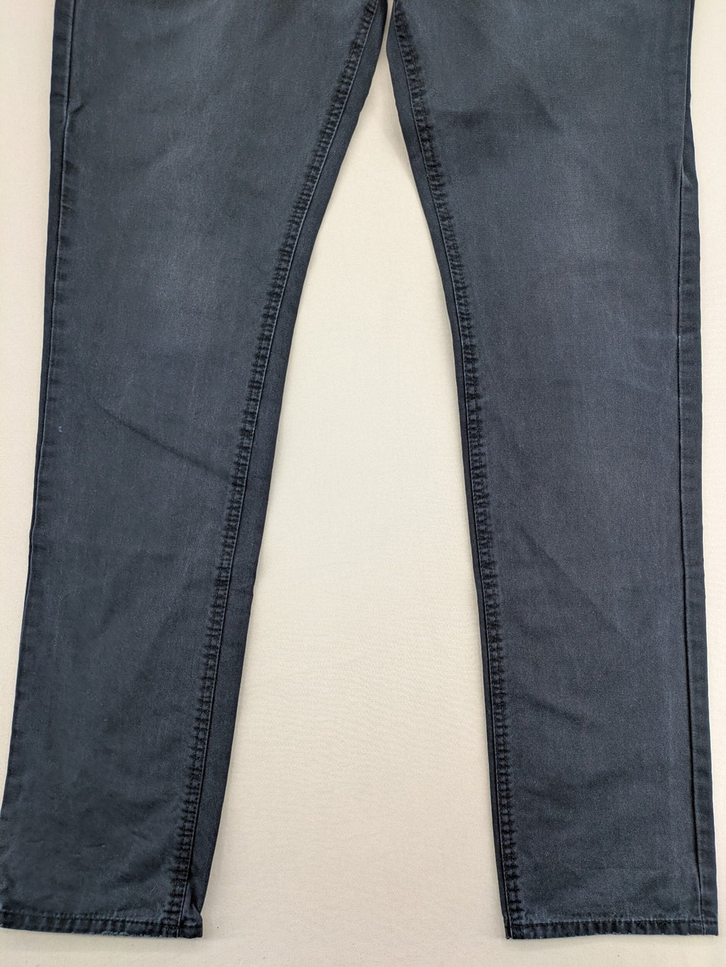 Jack & Jones Originals blue straight jeans, classic 5-pocket design, high-quality denim.