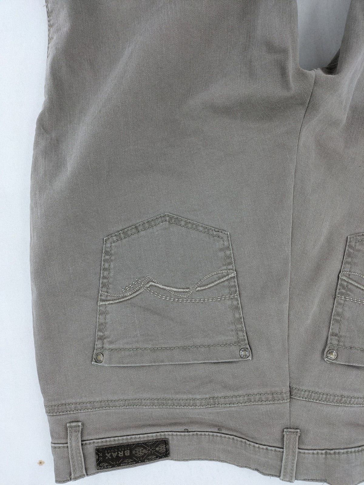 BRAX beige pants five-pocket design soft cotton blend with stretch