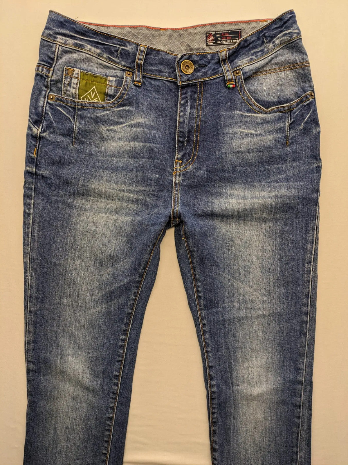 Vingino blue skinny jeans with adjustable waistband and classic wash, made from stretch denim.
