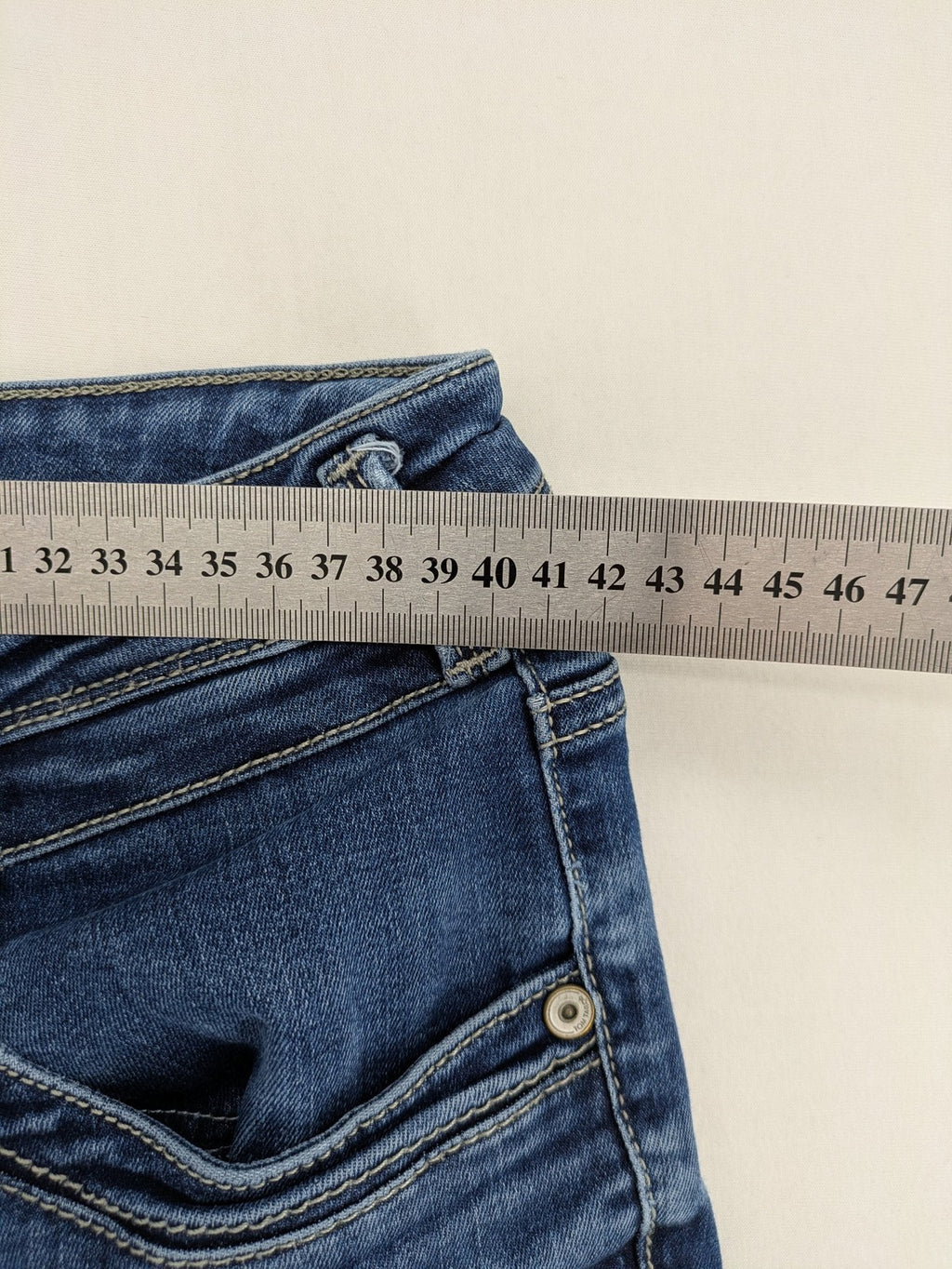 Tom Tailor blue straight jeans Alexa model, classic 5-pocket style, stretch denim material.