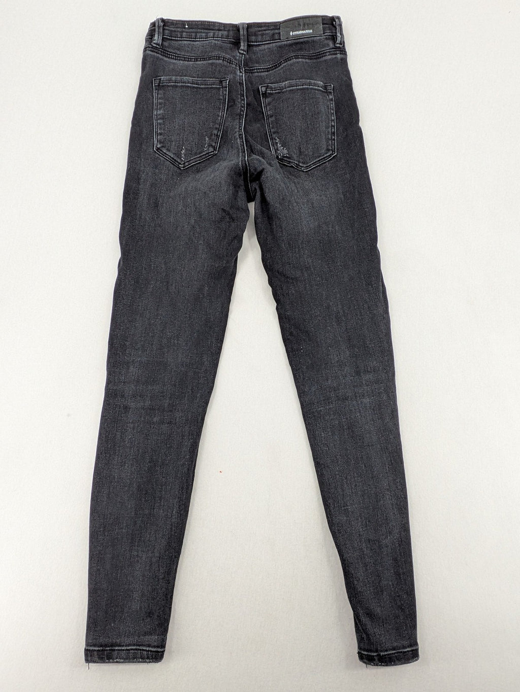 Stradivarius grey skinny jeans super high waist distressed with classic five-pocket design.