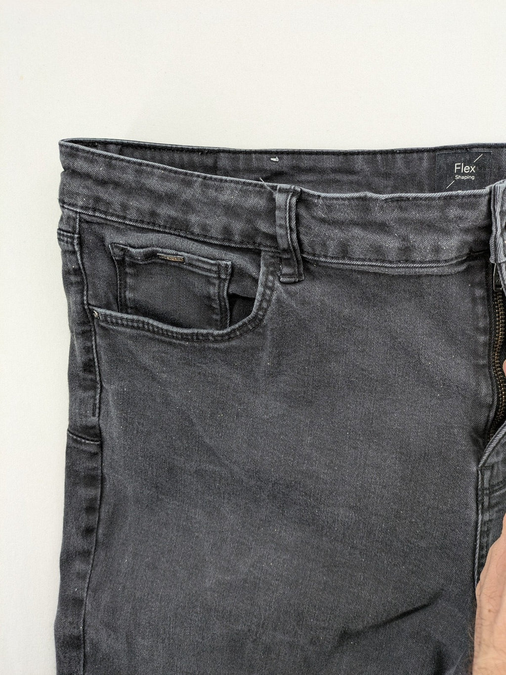 C&A grey straight jeans with Flex Shaping technology and classic 5-pocket design.
