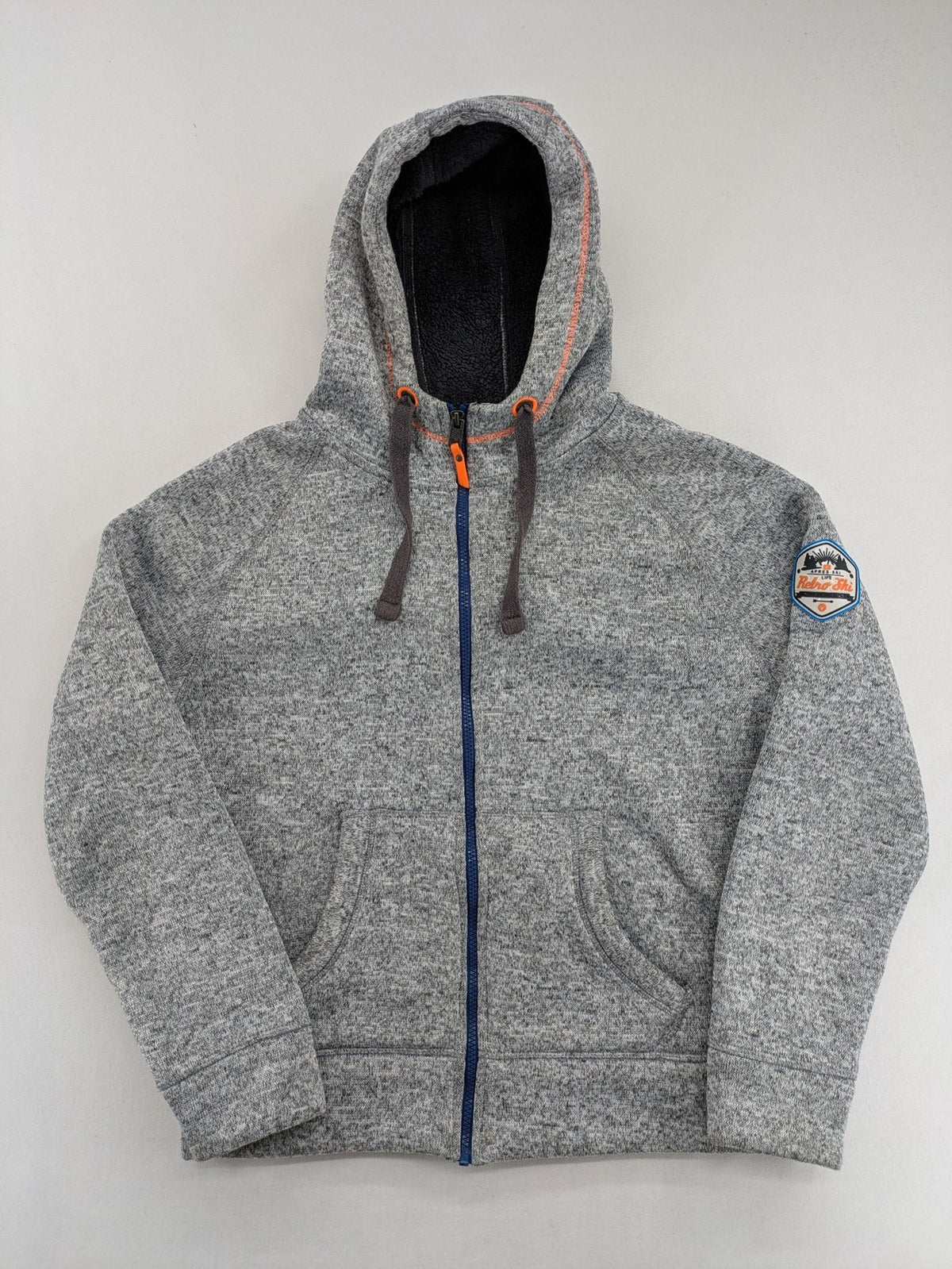 Angelo Litrico grey hoodie with teddy fleece lining, adjustable hood, and retro ski patch.