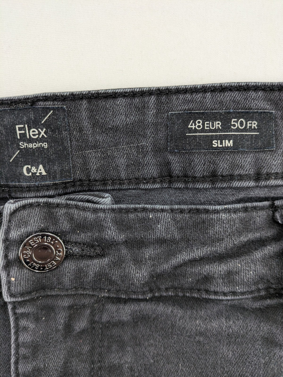 C&A grey straight jeans with Flex Shaping technology and classic 5-pocket design.