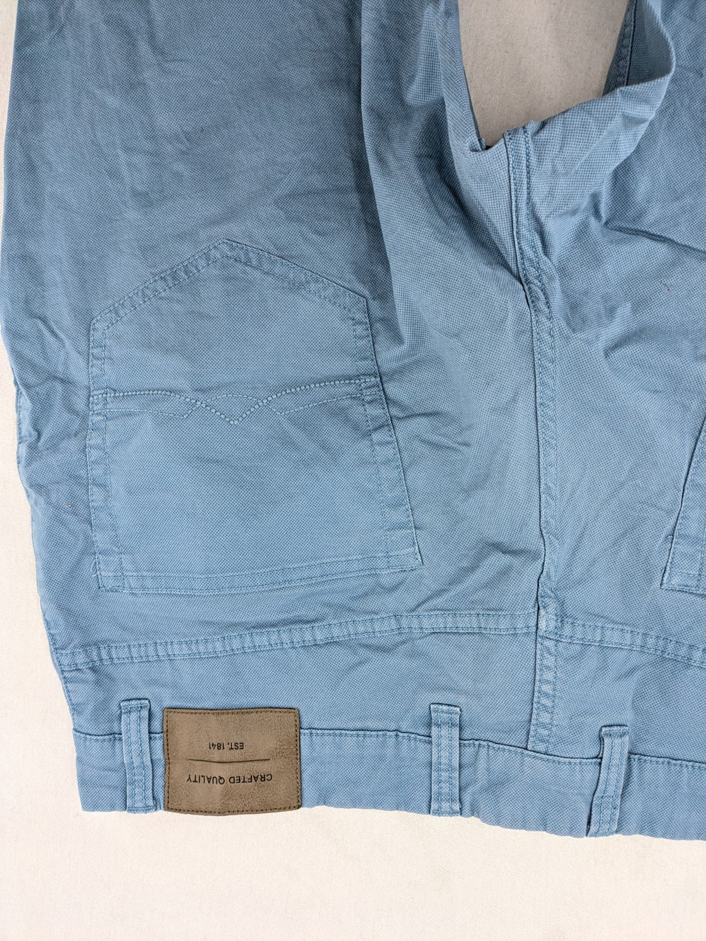 C&A blue chino pants regular fit 5-pocket design with zipper, made of cotton stretch.
